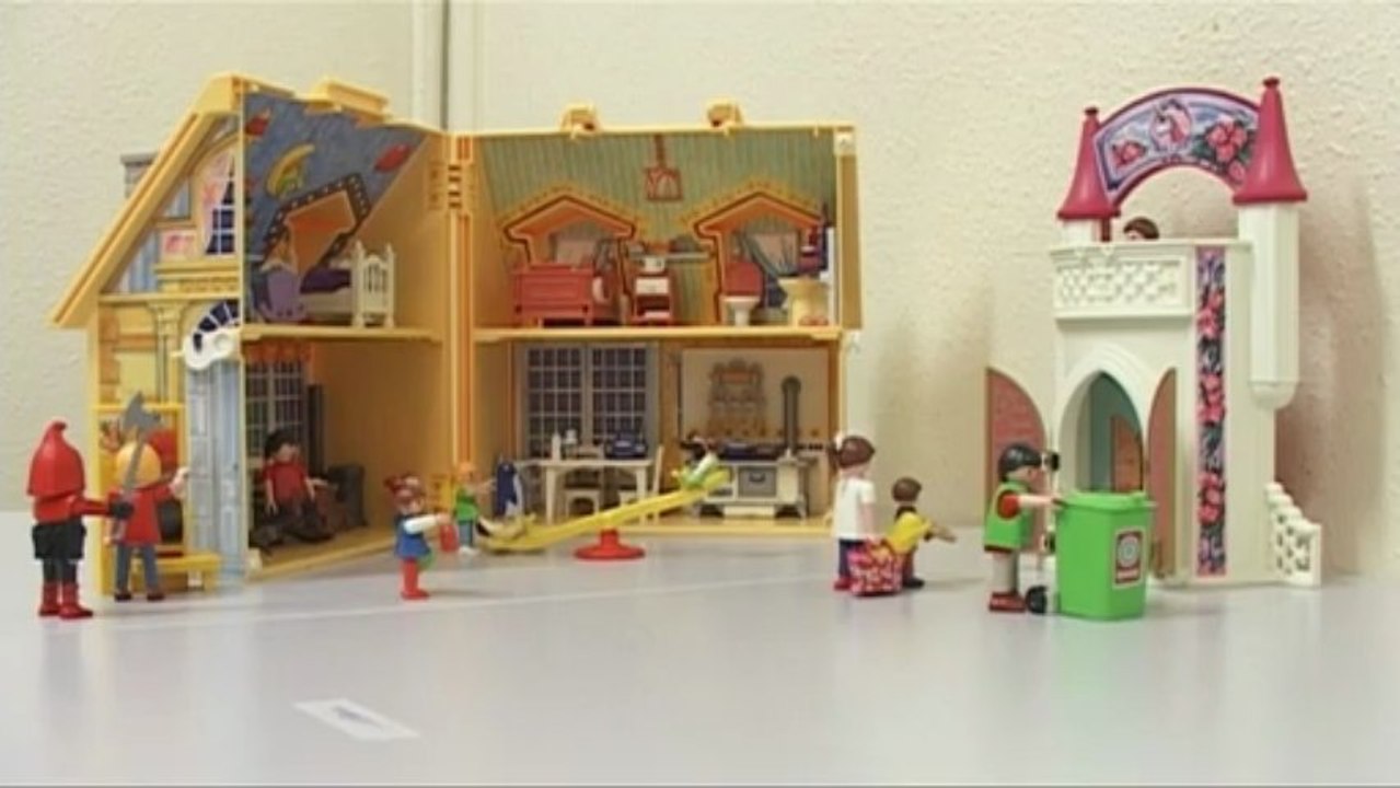 3 animations : "dupont&dupont" _ "meurtre chez les playmobil" _ "les mots dansent"
