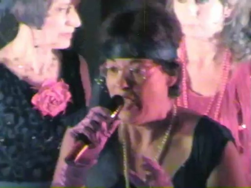Réjane chante : "L'alibi de la libido"