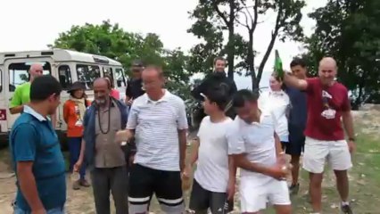 HHHH Run 1819, 1 June 2013 - hares' down-down