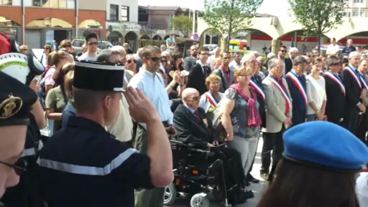 8 mai 2013 Vitrolles. Hommage à Henri Thouvenin.