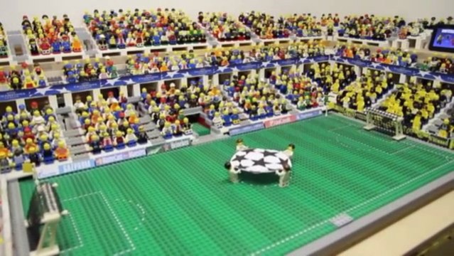 Champions League 2013 Final Lego - Bayern Munich & Borussia Dortmund