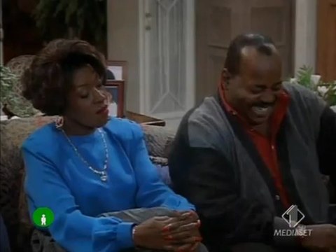 5x13 - Otto sotto un tetto - Studiando cantando