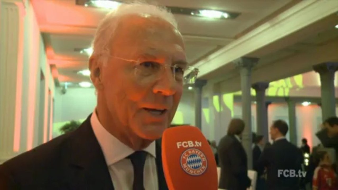 DFB-Pokal: Beckenbauer adelt FCB: 'Das hat es noch nie gegeben'