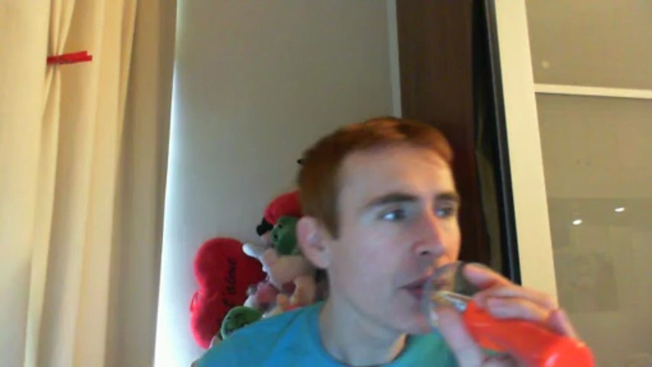 Wiwi égratigne "defeated" d'Elisa Jo