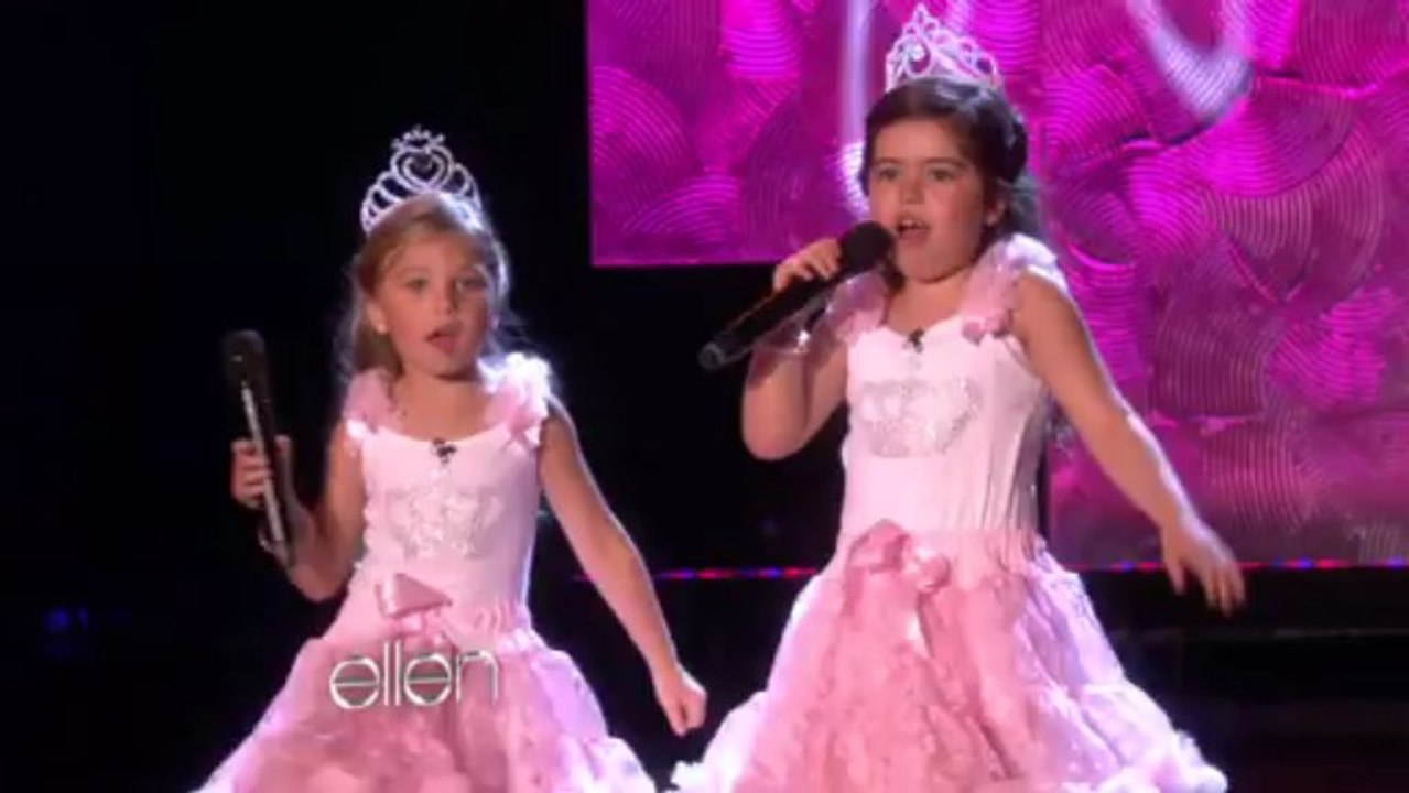 Sophia Grace and Rosie Sing Rolling in the Deep by Adele
