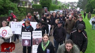 Manifestation pour la fermeture de l’élevage de visons d’Emagny (01.06.2013)
