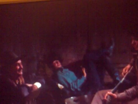 Dean Martin-Cene of Rio Bravo