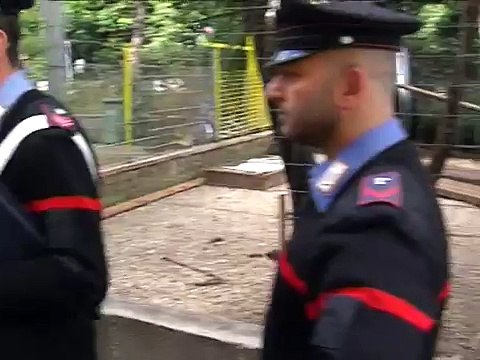 Caivano (NA) - Sequestri al parco Verde, anche la statua di Padre Pio -3- (31.05.13)
