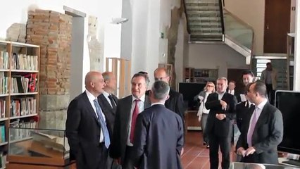 Pozzuoli (NA) - Il Vice Ministro Bubbico e gli appalti in Comune (31.05.13)