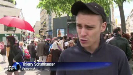 Paris: 150 à 200 travailleuses du sexe manifestent