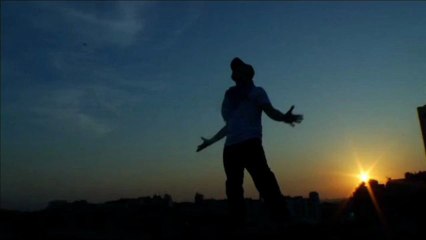 suskun geveze        umut tacirisin   2013 yeni