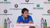 Roland Garros - Robredo no mira hacia atrás
