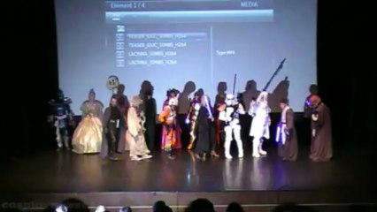 SMUF 2013 (dimanche) - Défilé final de tous les costumés sur le salon.