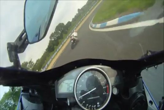 Circuit Carole 1 juin 2013 Yamaha R1 VS S1000R