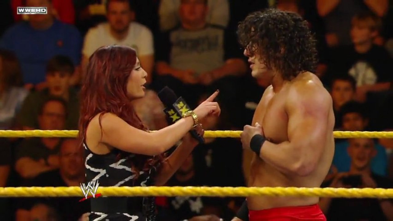 720pHD - WWE NXT 12/07/11 Maxine Segment