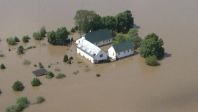 Germans count cost of record European flooding