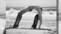 Miranda Kerr Shows Off Her Bikini Body in an Impressive Yoga Pose