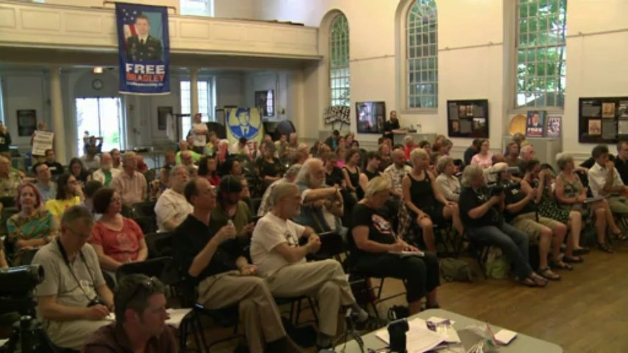 WikiLeaks: Bradley Manning en cour martiale