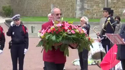 Danielle Simonnet et Pascale Lenéouannic au Mont Valérien