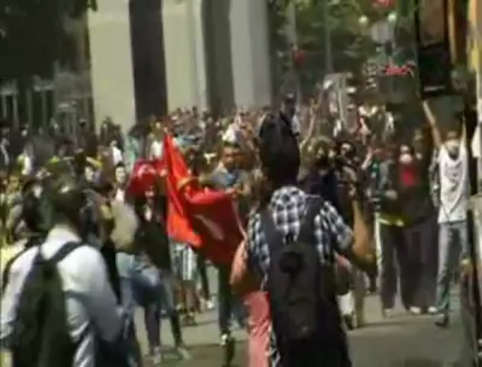 ankara-da-liselilere-polisten-mudahale