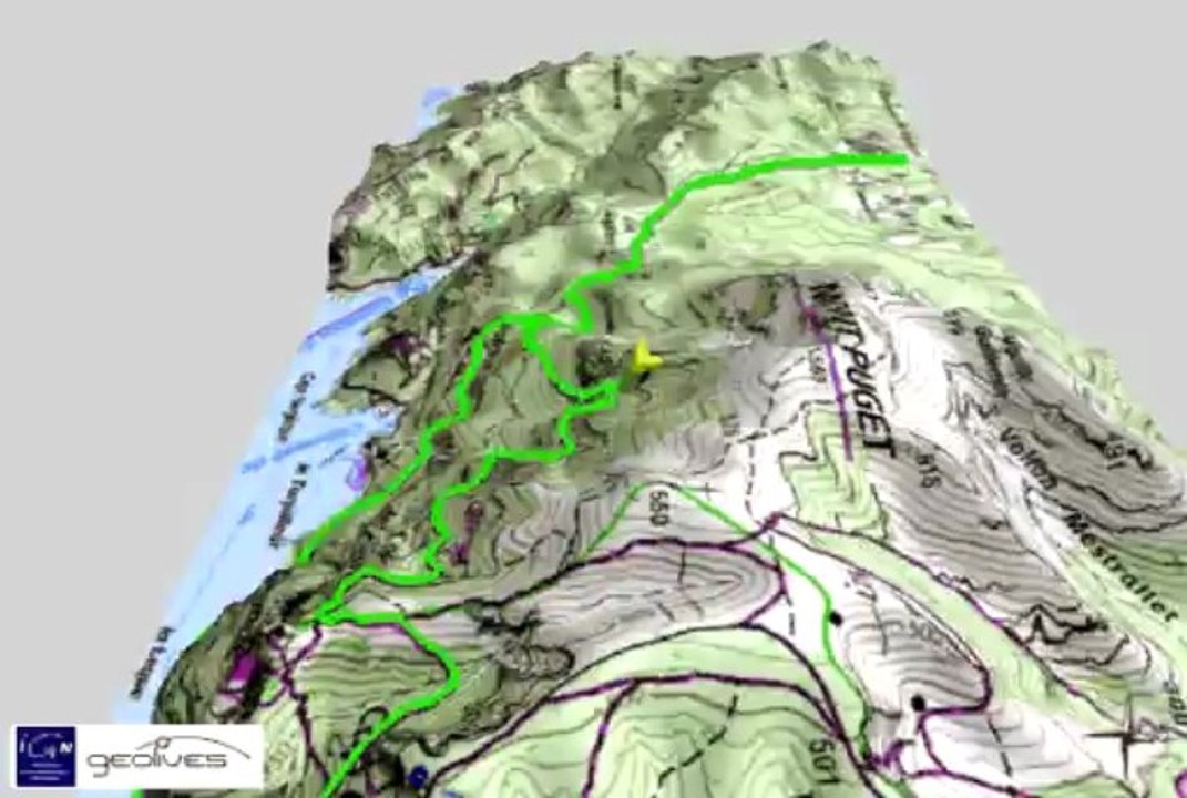 calanques-falaise-des-toits-oeil-de-verre-grande-candelle