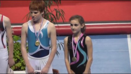 Anaïs - Trampo 2013 06 01 - Championnat de France à Toulouse