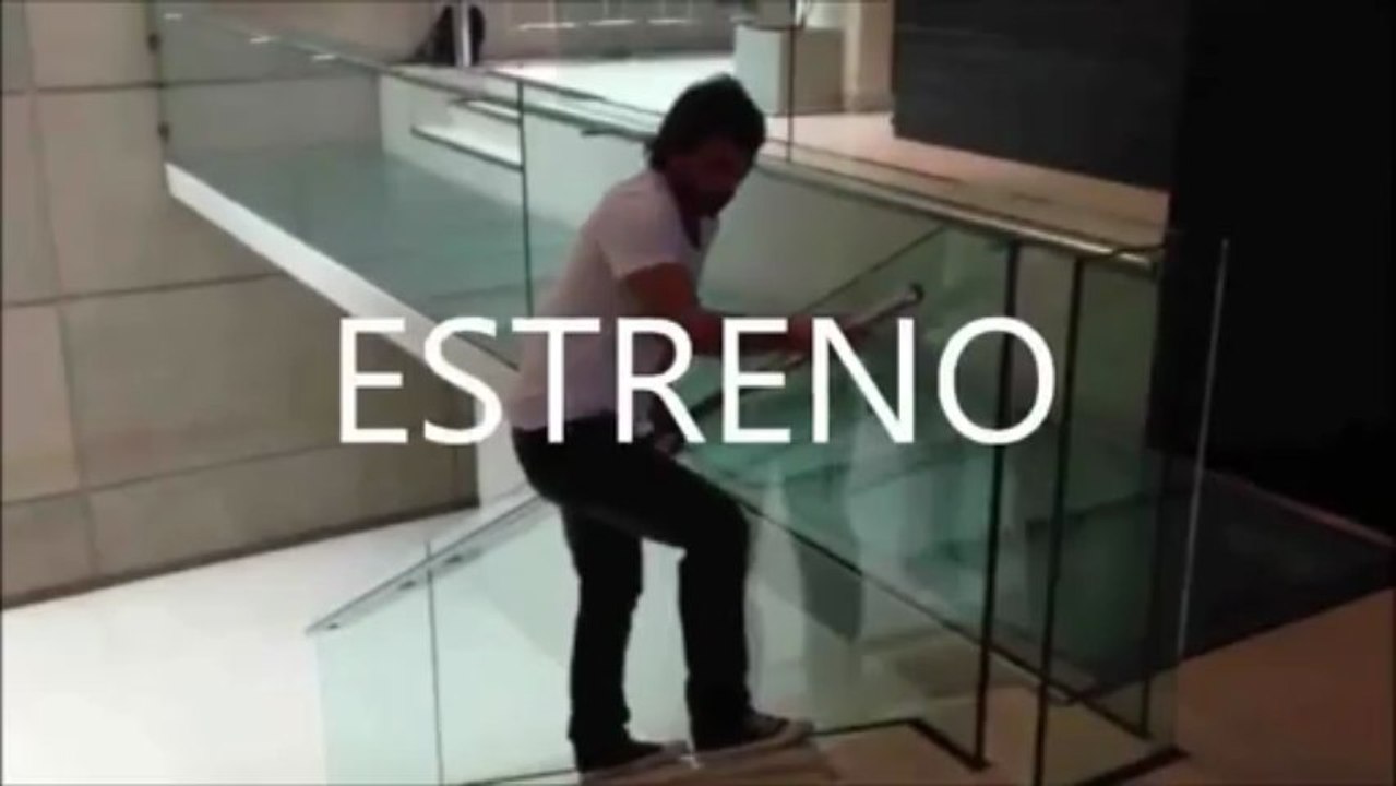 Promo estreno REW