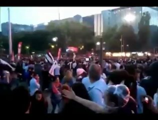 Ankara Kızılay Meydanına Giren İnsanları Ezen Siyah Laguna !