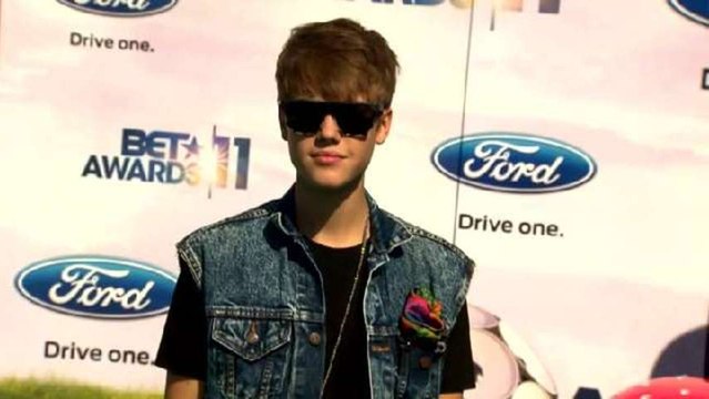 Neighbors Revolt Against Justin Bieber