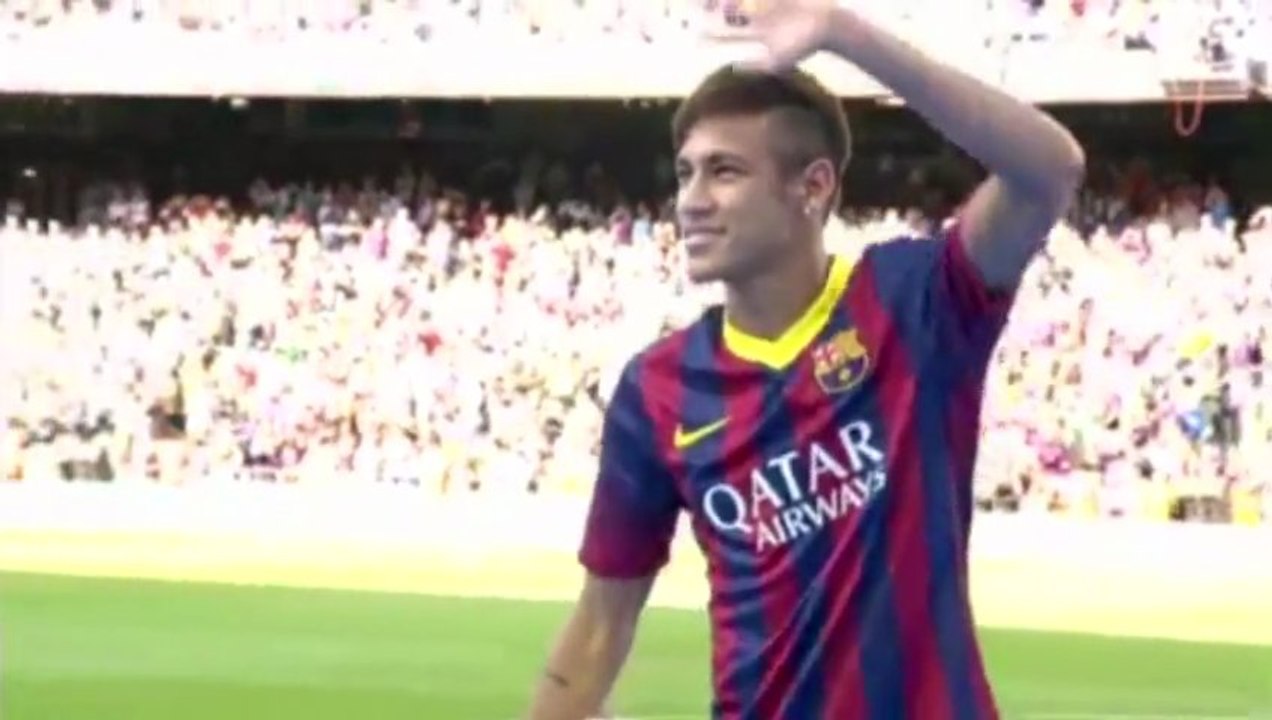 Les premières jongles de Neymar sous le maillot du Barça !