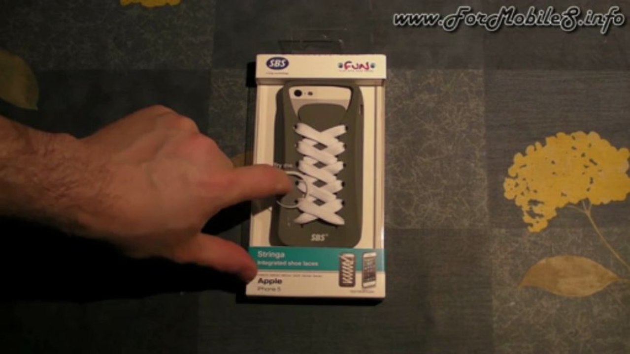 Unboxing di SBS Stringa per iPhone 5 (cover con lacci delle scarpe) - esclusiva mondiale !