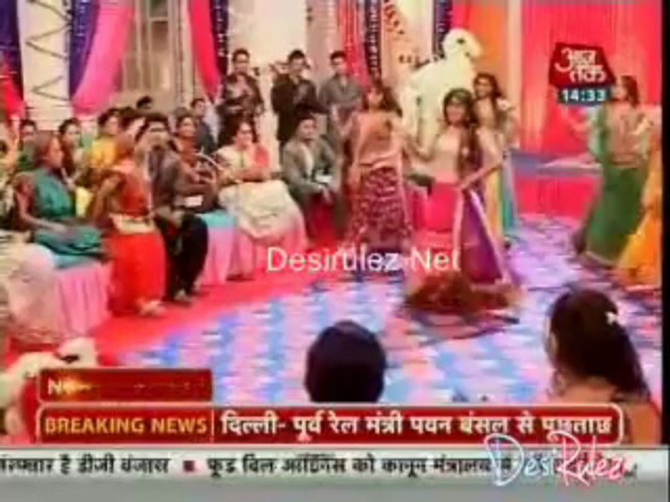 Saas Bahu Aur Betiyan [Aaj Tak] 4th June 2013pt1