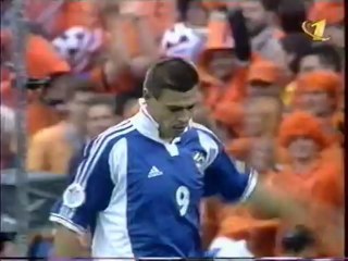 ЧЕ-2000 голы 3/3