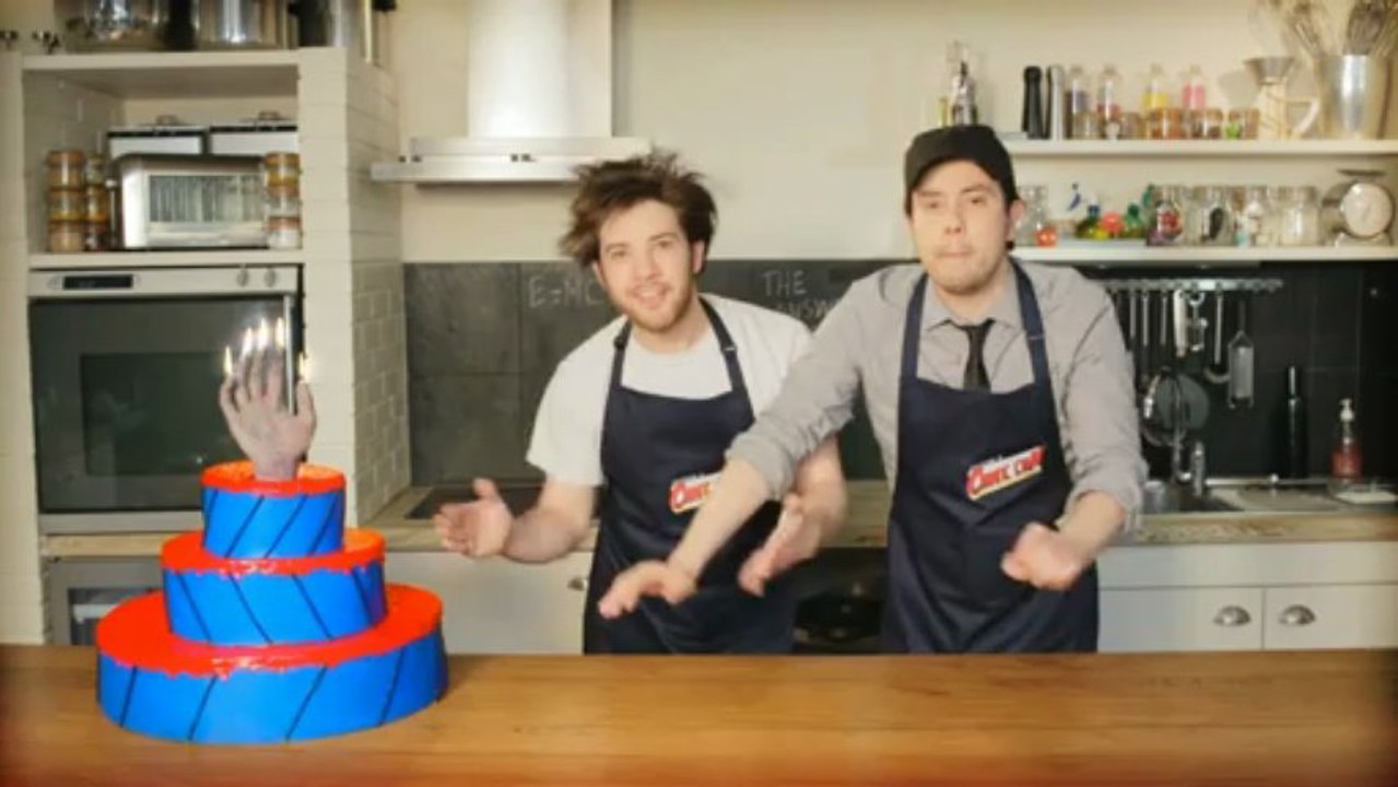 Le spot ciné Comic Con' Paris en version longue !