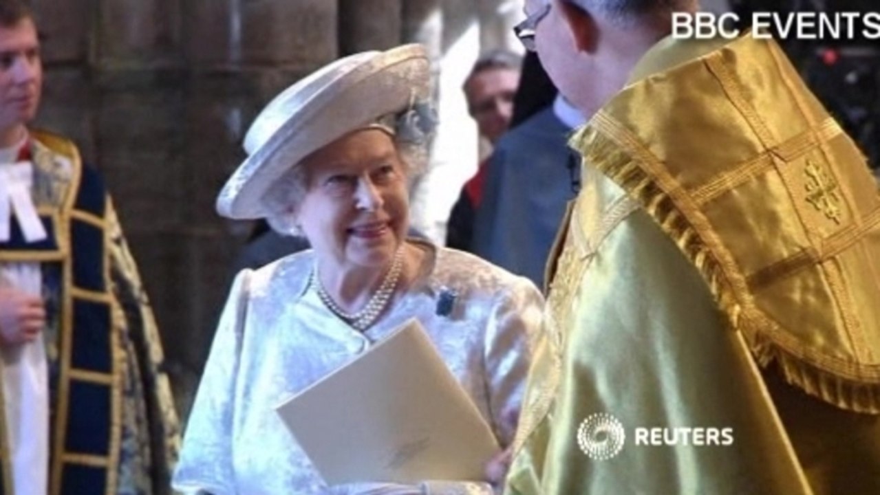 UK celebrates Queen's 60th anniversary