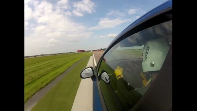 207 RC, circuit de la Ferte Gaucher le 1/06/13