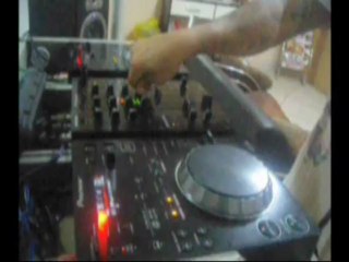 DJ Vítor Arcanjo - Set Maio, 2013.