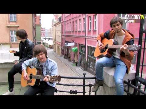 THE SUNLIT EARTH - WASTED WORDS (BalconyTV)