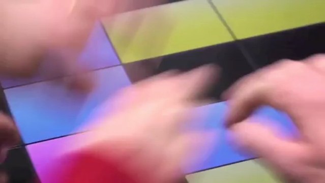 Table tactile Flatfrog (32 pouces, 40 touches)