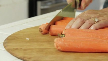 How to Peel and Chop Carrots