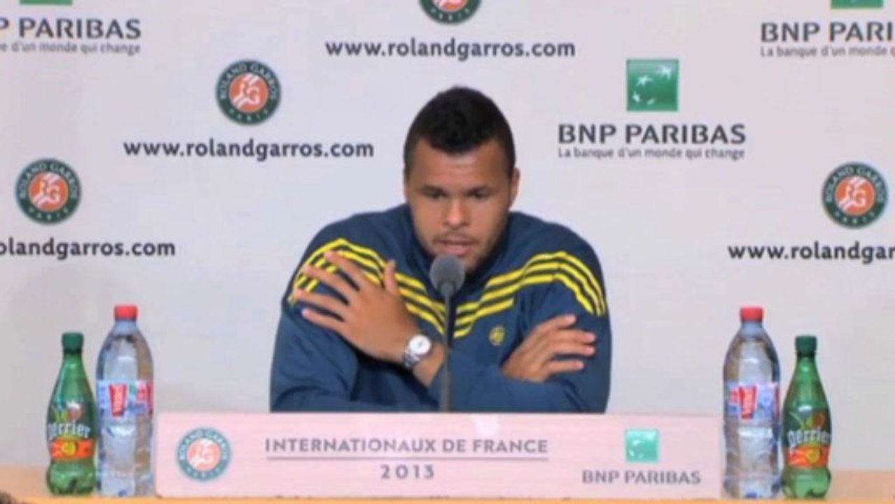 French Open: Tsonga: 'Federer hat auch nur zwei Beine, zwei Arme und einen Kopf'