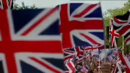 TV3 - Món 324 - James Bond i Isabel II, senectud plegats