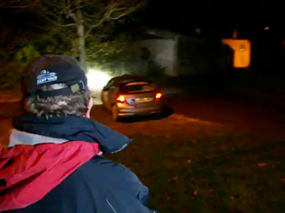Rallye d'automne 2010 - Un pilote en 207 se fait une petite frayeur