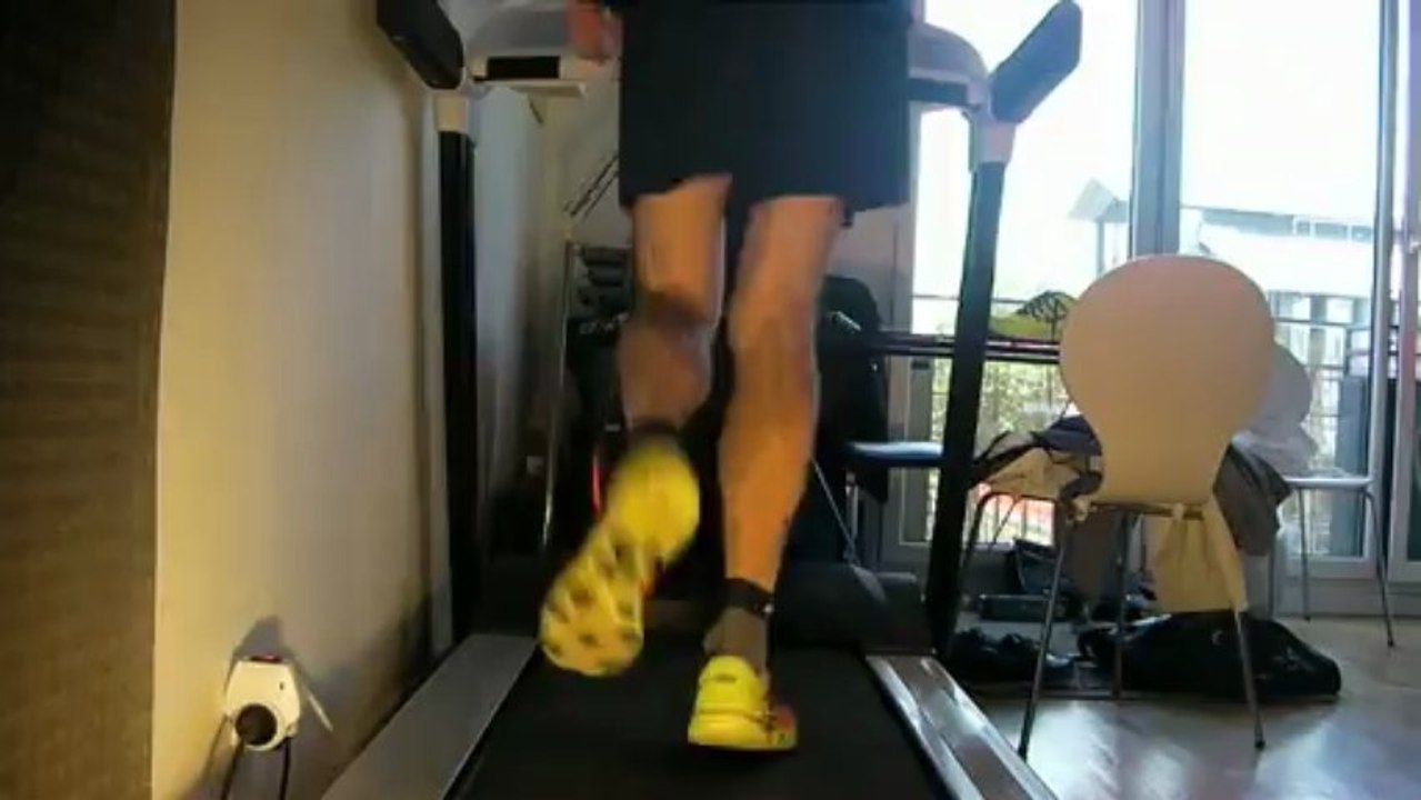 ANALYSE DE MA FOULEE DE DOS EN SKECHERS GOMEB