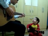 Don't Let Me Down - The Beatles, por Diogo Mello (1 ano e 11 meses)