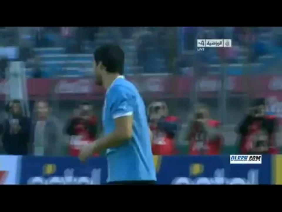 هدف لويز سواريز في مرمى الديوك