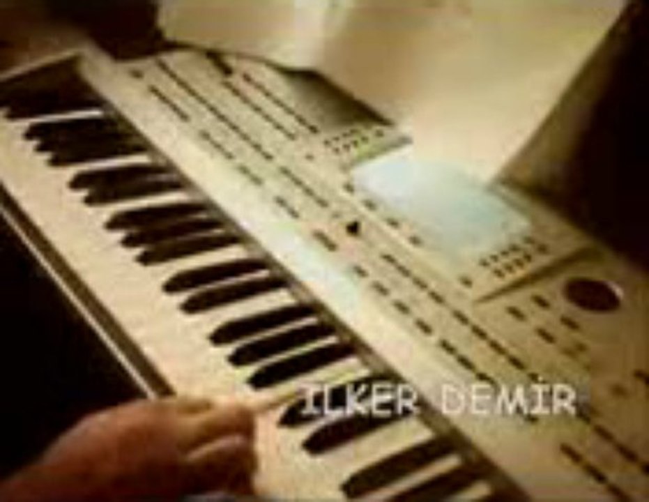 SesLiGirgir.com Sesli Sohbet 2013 sesli Sohbet Sitemize bekleriz ...AĞLADIKÇA FON - YouTube