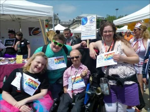 MARCHE DES FIERTES 1er juin-LGBT Pride 1st June -2013 LILLE FRANCE Collectif Handirebellion narration Georgia