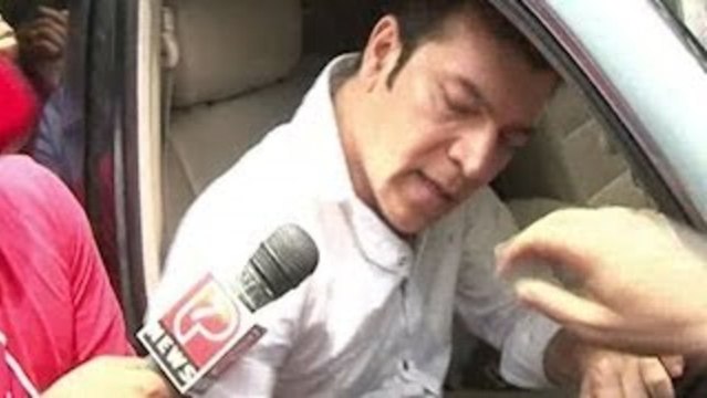 Aditya Pancholi BIG FIGHT at Jiah Khan's Funeral