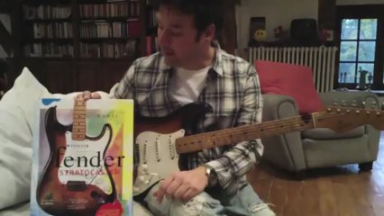 Jean-Pierre Danel présente son livre "La Légende de la Stratocaster"